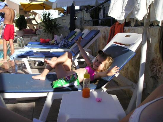 Hotel Philoxenia主图