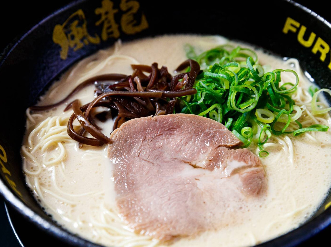 とんこつラーメン 博多風龍 池袋東口店