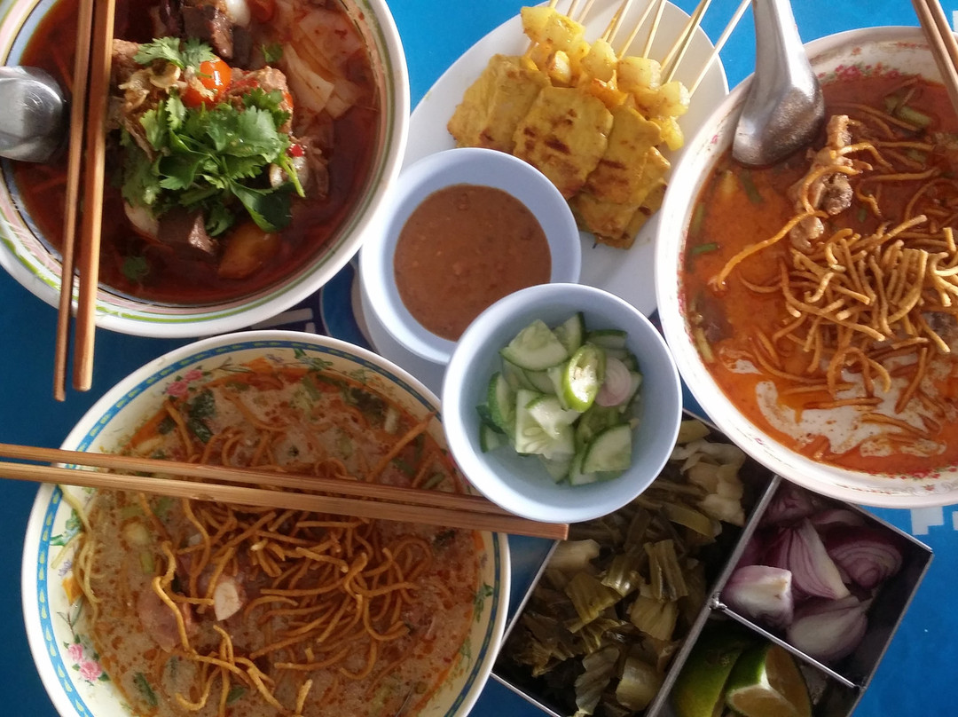 帕夭餐馆和美食-Khao Soi Sang Pean