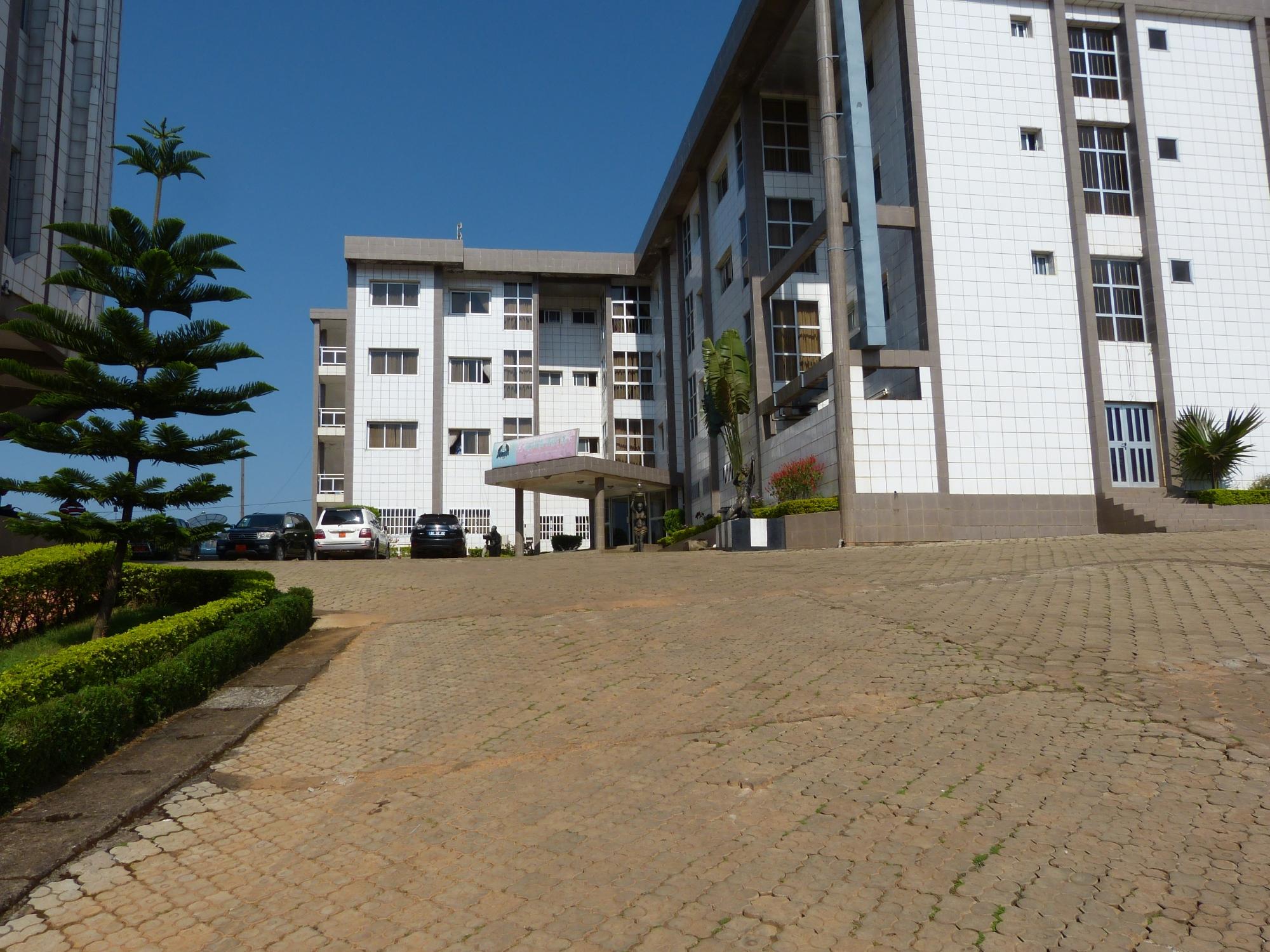 Azam Hotel-官方