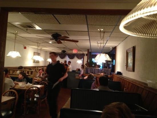 特兰伯尔餐馆和美食-Franco Gianni's Pizza