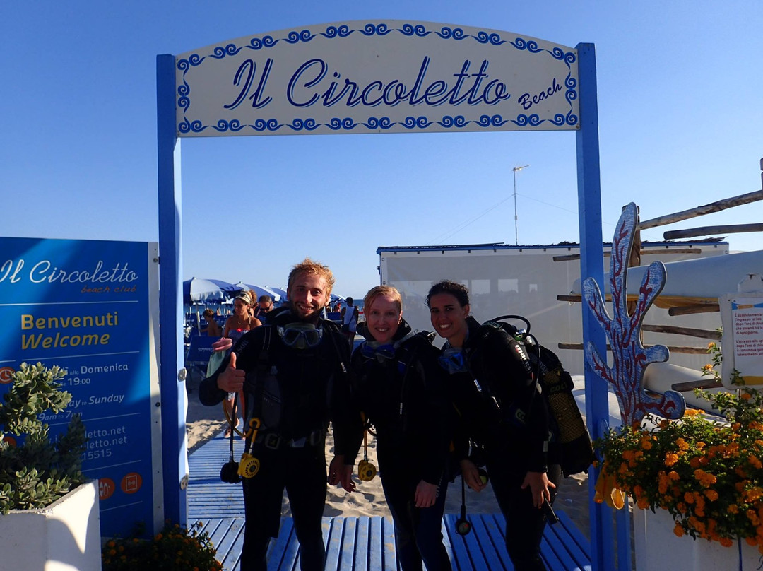 Dive Pros-马扎拉－德尔瓦洛必去景点