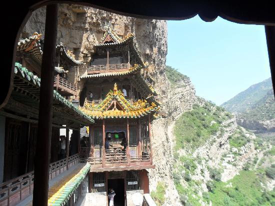 悬空寺景点图片