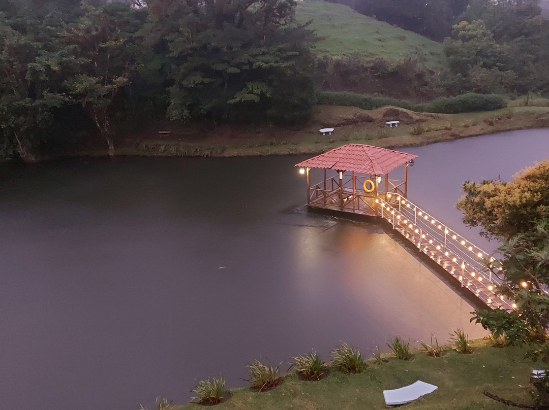 Burbi Lake Lodge主图