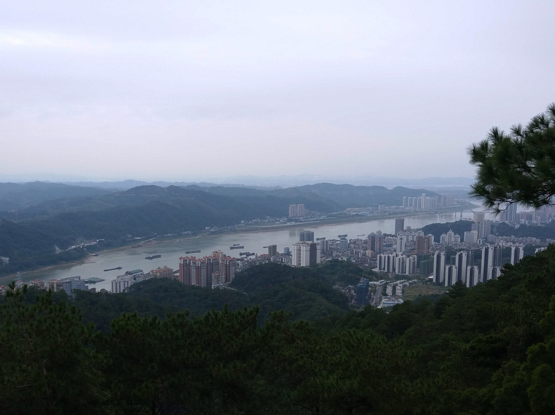 梧州白云山公园景点图片