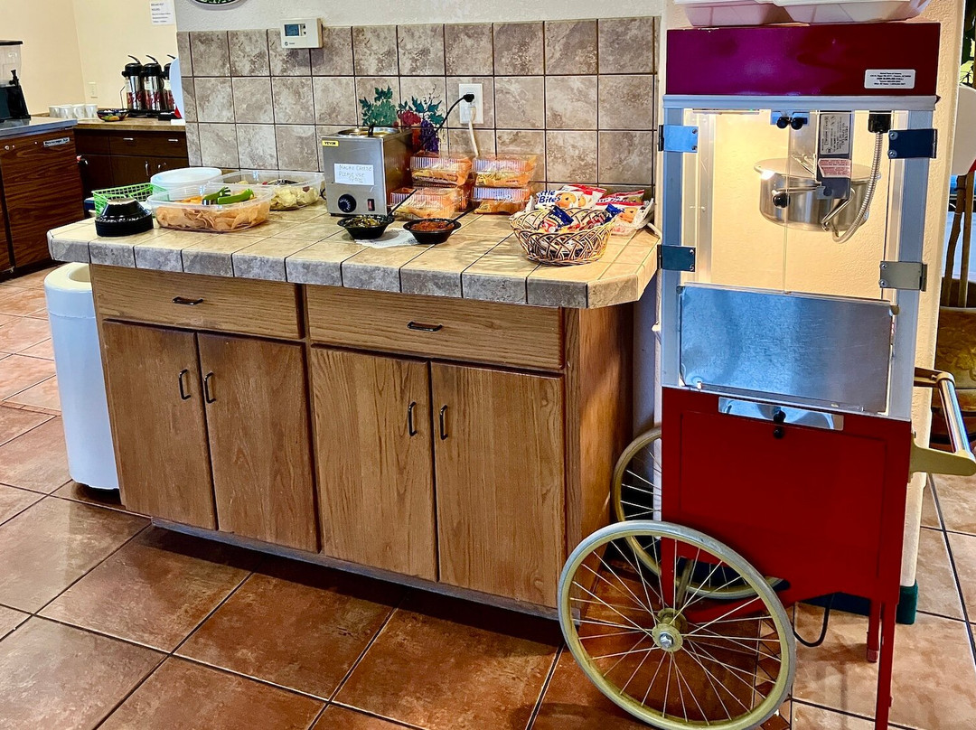 Gateway Studio Suites主图