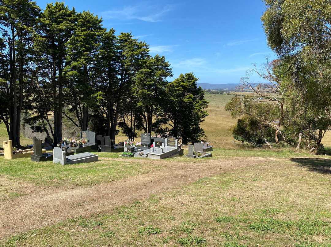 Arthur's  Creek  cemetery-Arthurs Creek必去景点