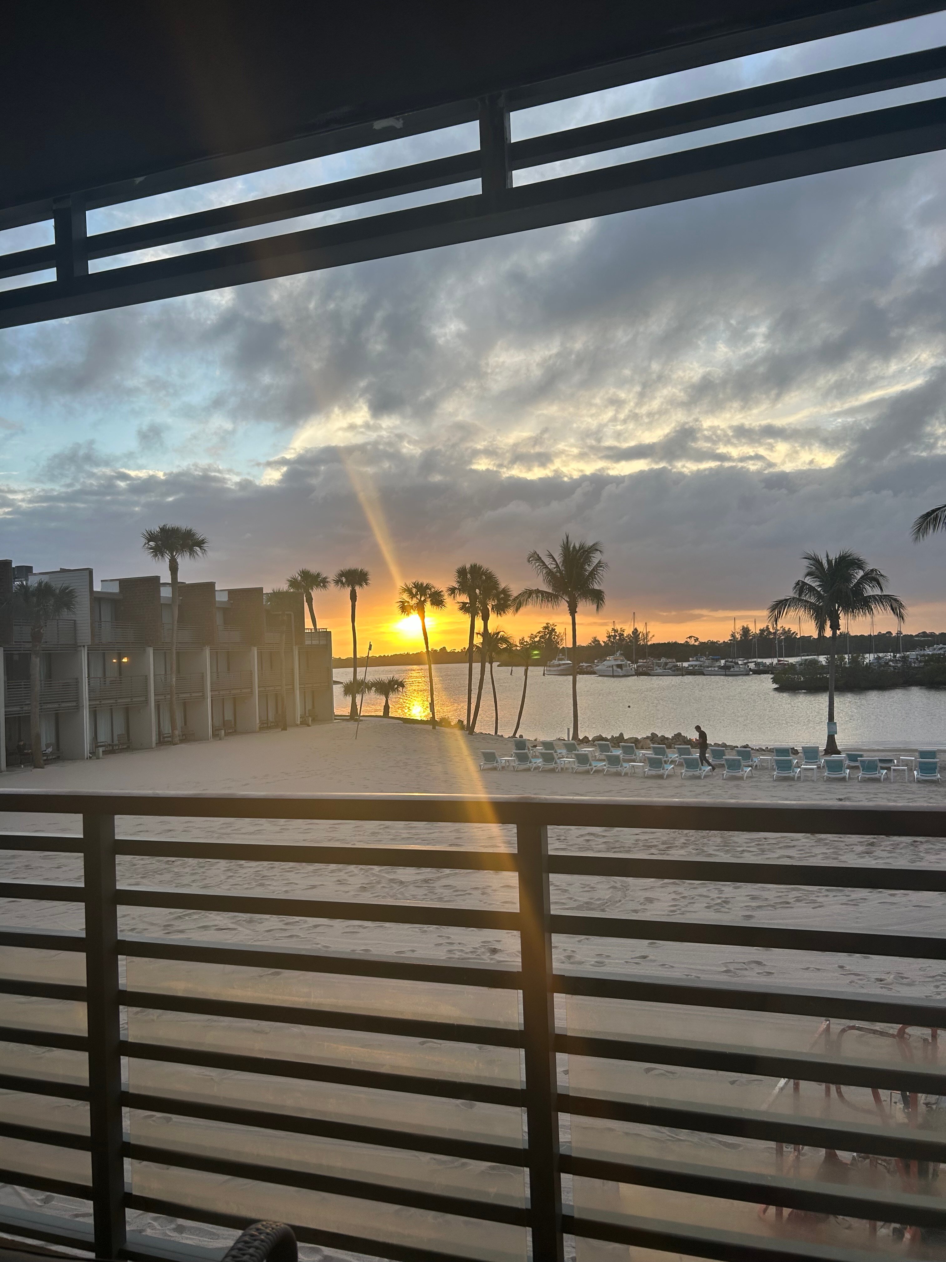 佛罗里达州沙笛地中海度假村-客卧