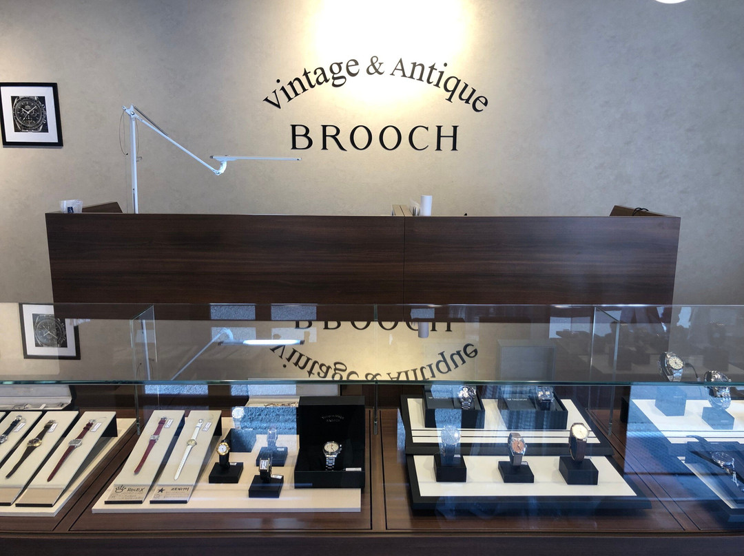Brooch Jewelry Watch Repair Workshop Asakusa