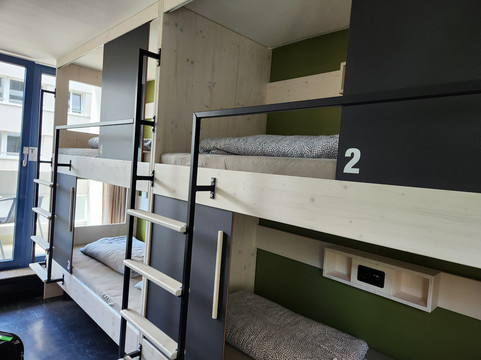 卢塞恩背包客旅舍主图