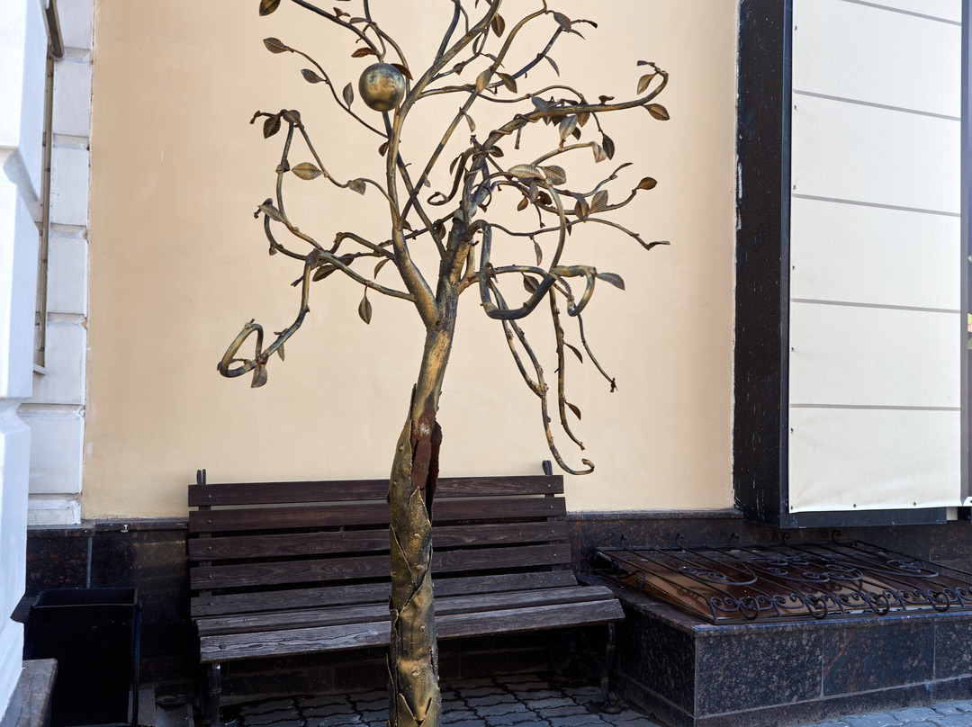 Sculpture Yablonka-鄂木斯克必去景点