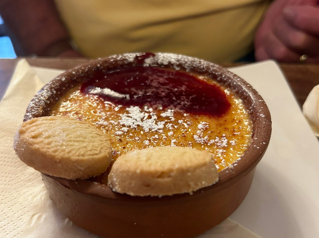 The Greyhound Inn & Hotel主图