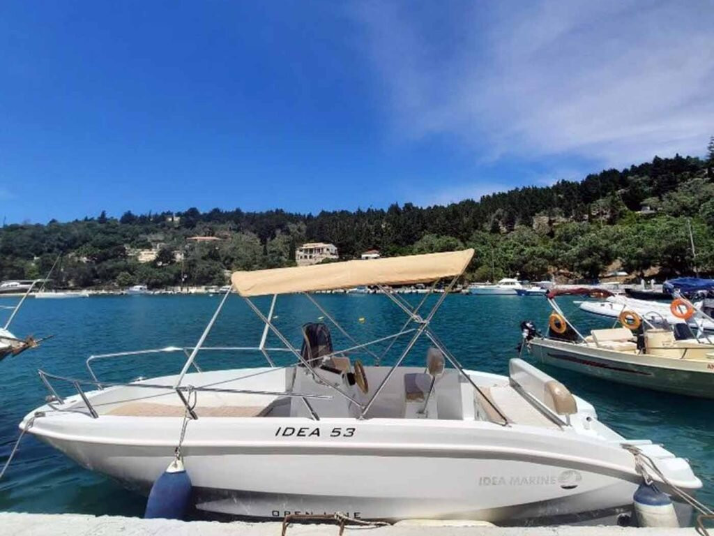 Fasoulias Boat Rent-Lakka必去景点