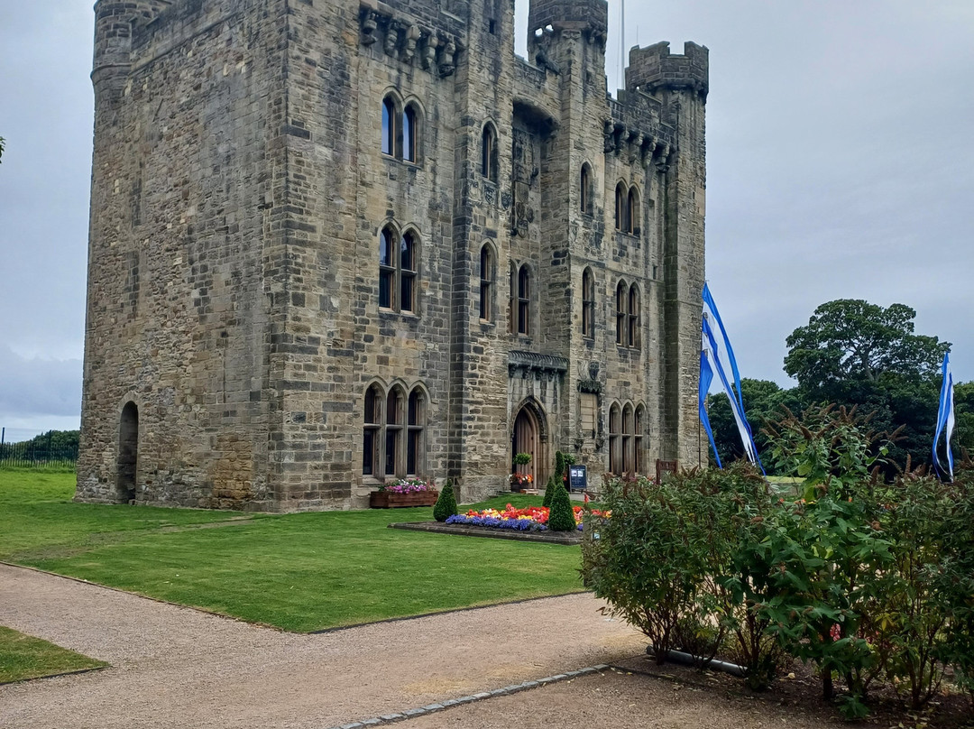 Hylton Castle景点图片
