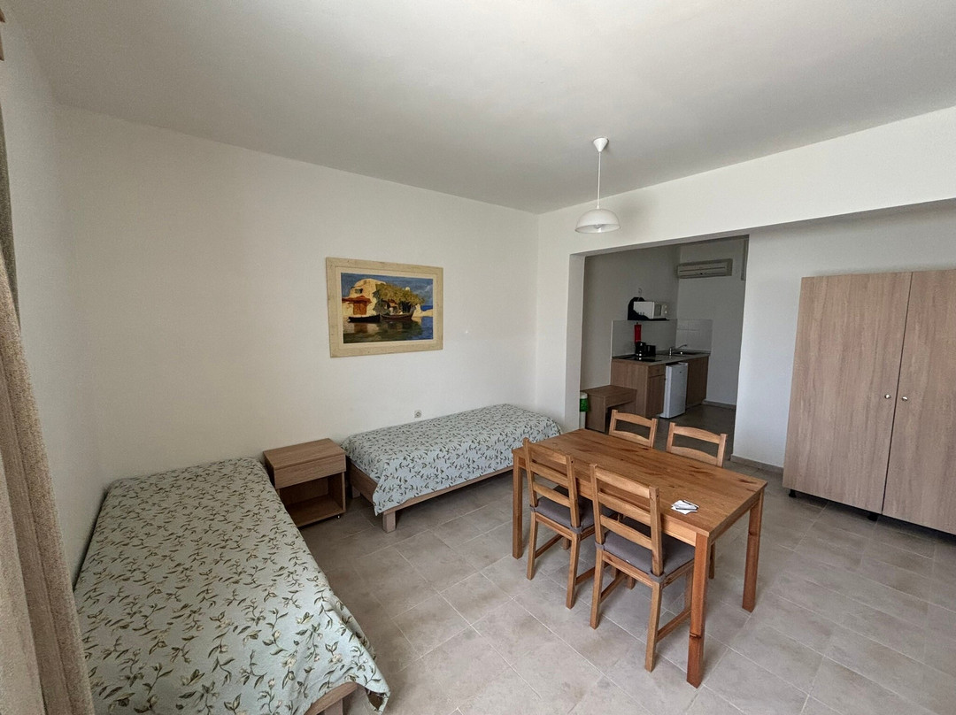 Matina Pefkos Aparthotel主图