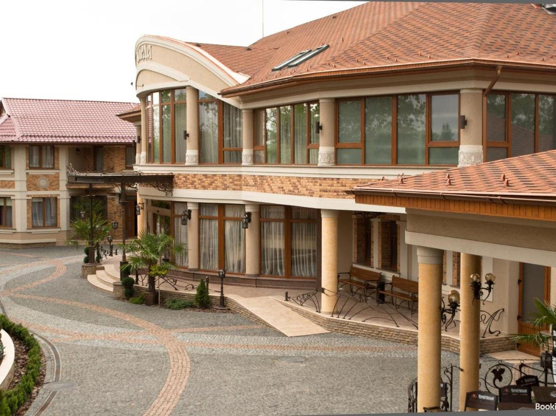 Charda Hotel主图