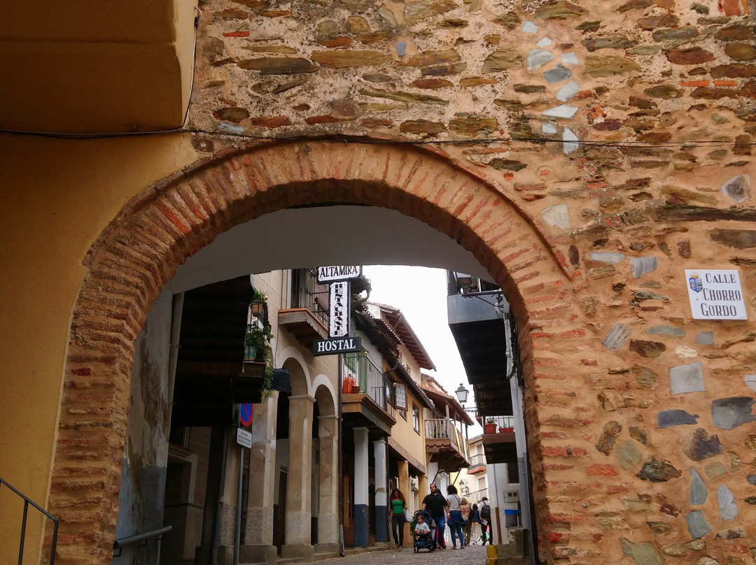 Arco del Chorro Gordo en Guadalupe景点图片