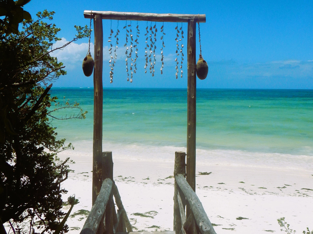 穆布芋泥沙滩酒店主图