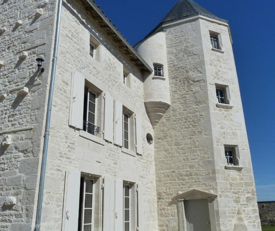 Logis Pierre Levée
