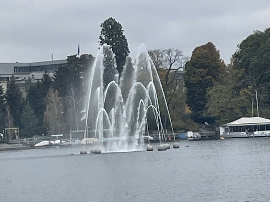 Bürkliplatz-苏黎世必去景点