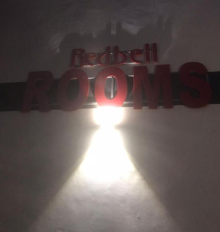 Redbell Inn Airport Hotel