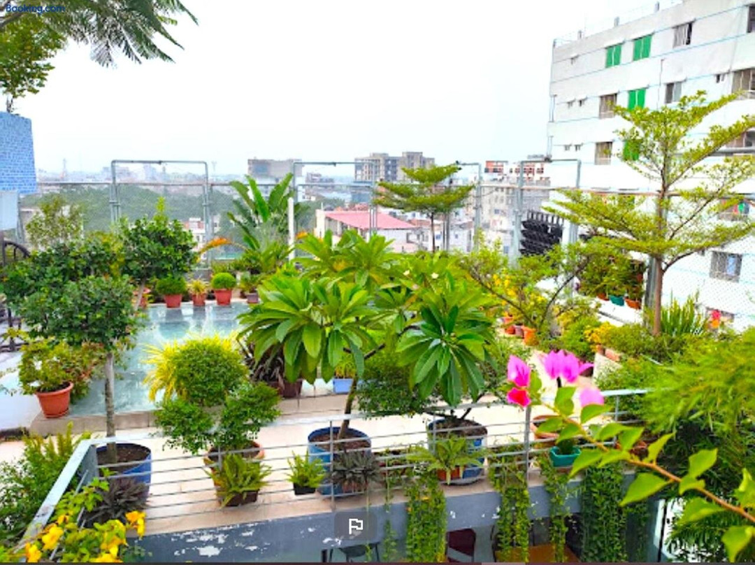 Annex Suites