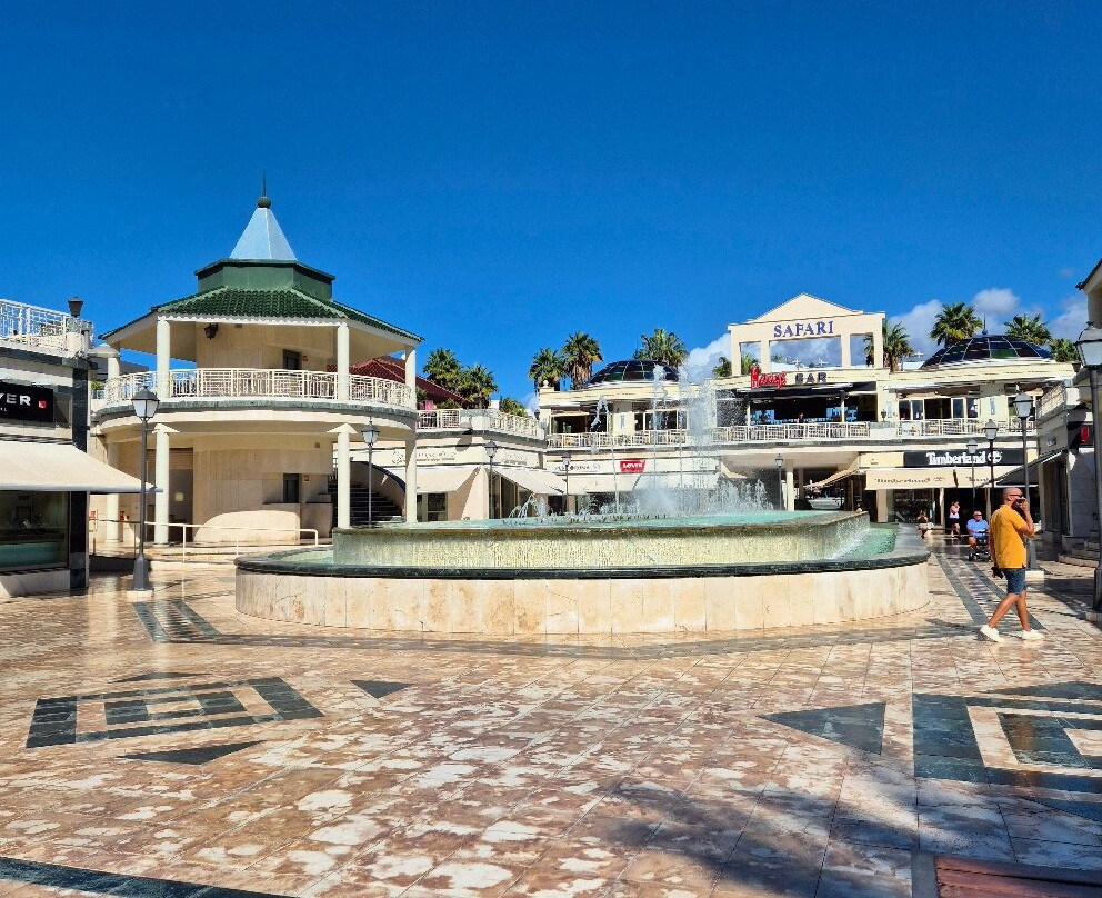 Fountain Las Americas-美洲海滩必去景点