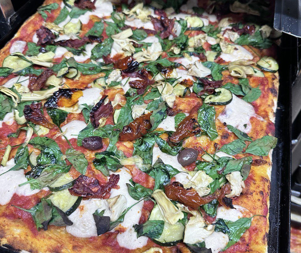 Storia, Pizza Al Taglio