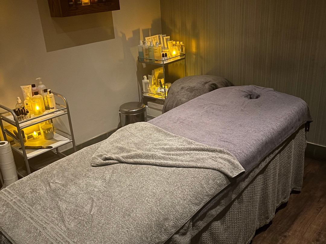 Cambridge Belfry Hotel & Spa主图