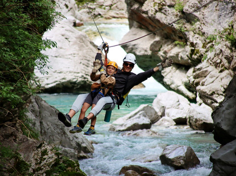 Soca Rafting-博韦茨必去景点