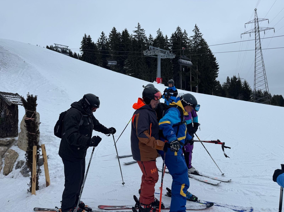 Skischule Snowboard Soell Hochsoell-Soll必去景点