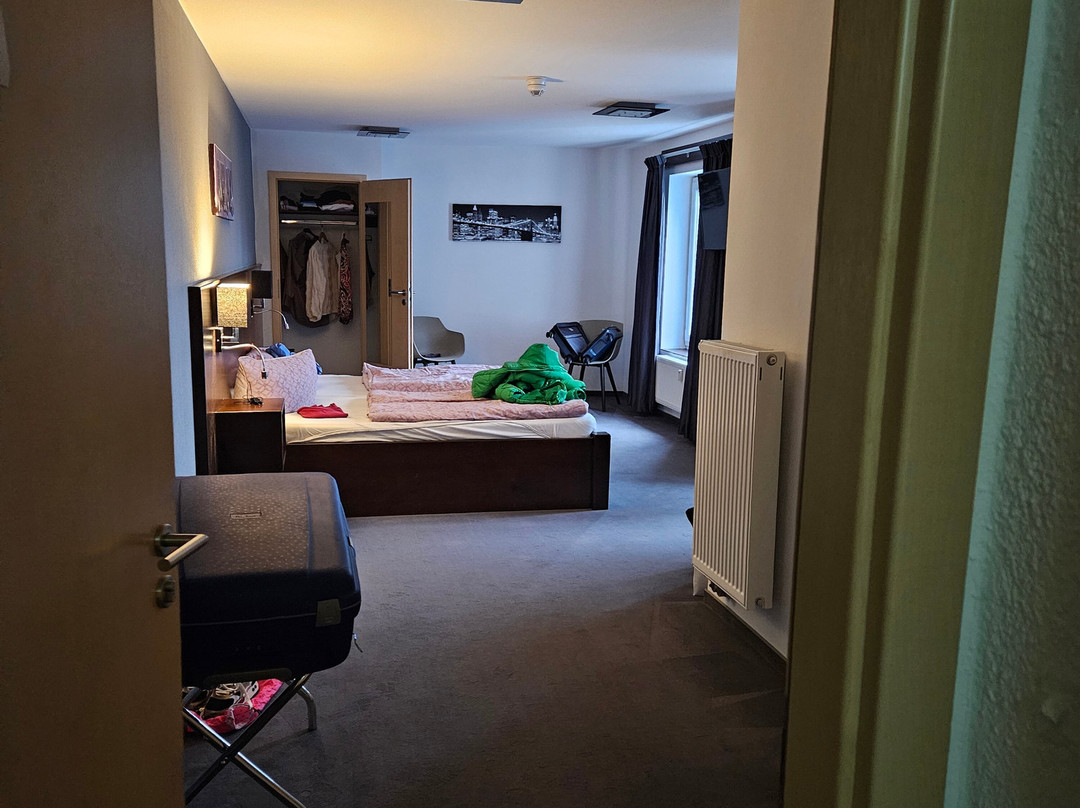 弗里茨酒店餐厅主图