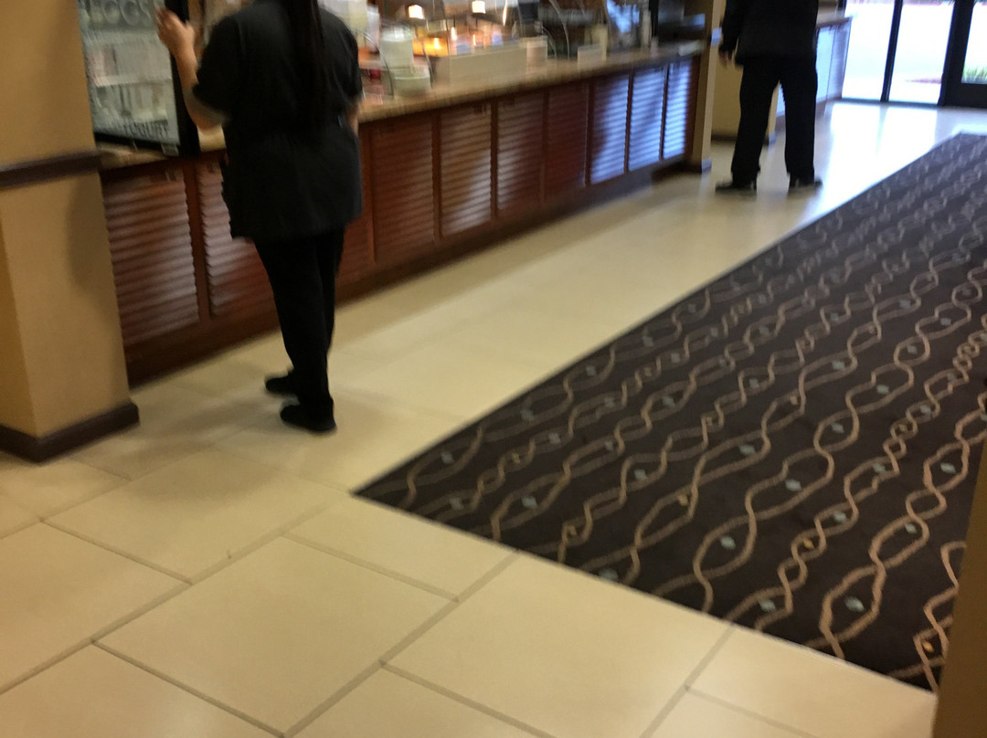 萨利纳斯智选假日酒店主图