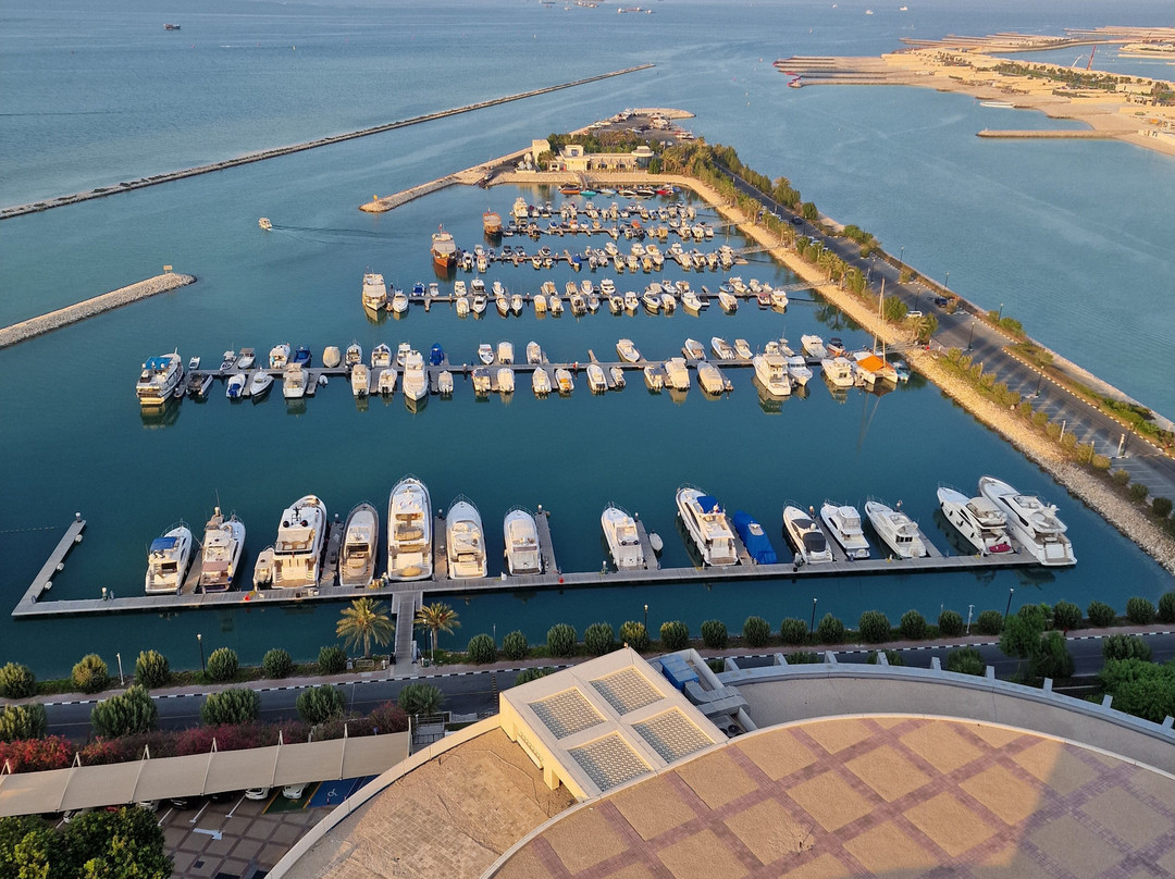 多哈丽思卡尔顿酒店主图