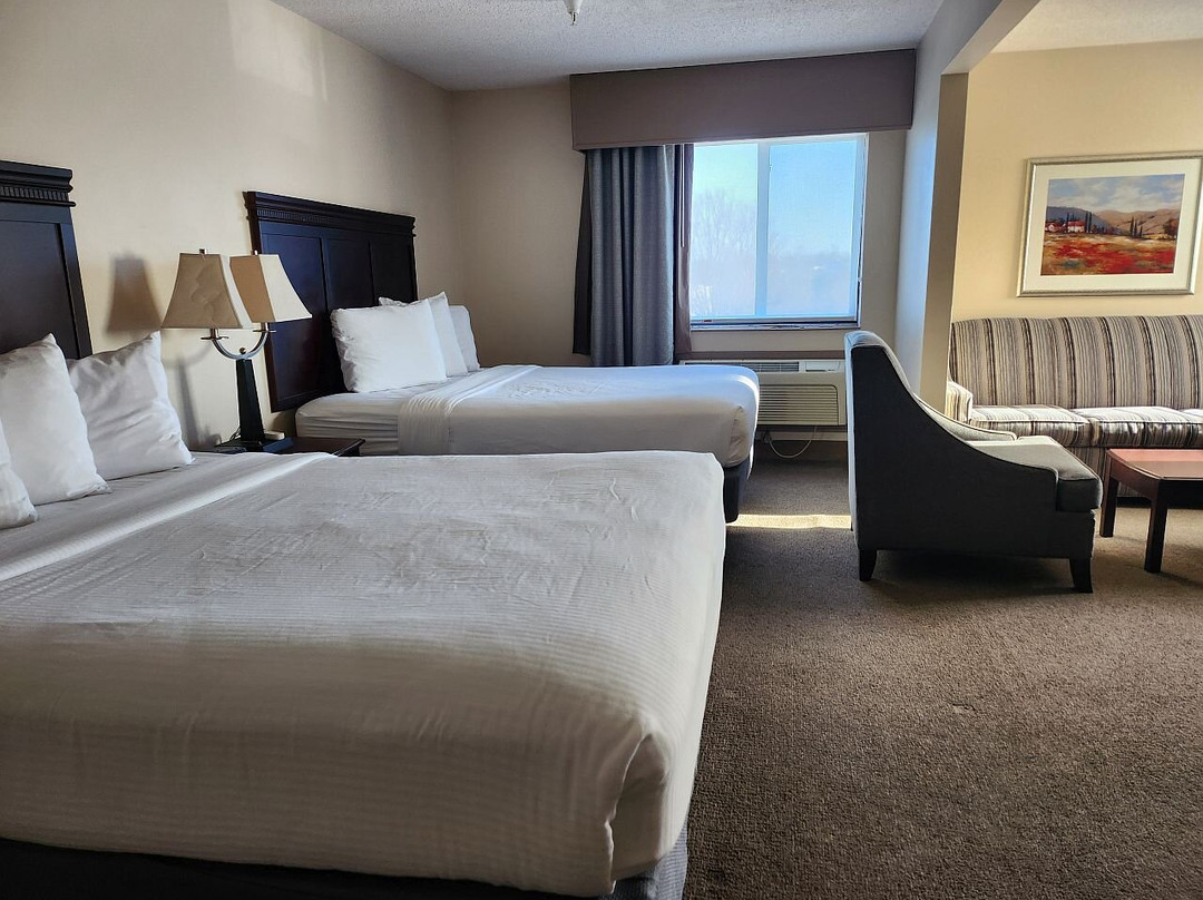 Ashley Quarters Hotel Cincinnati Airport主图