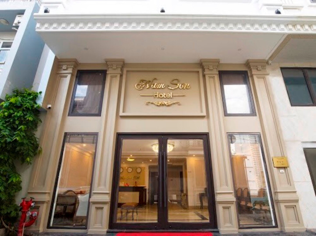 Nam Son Hotel