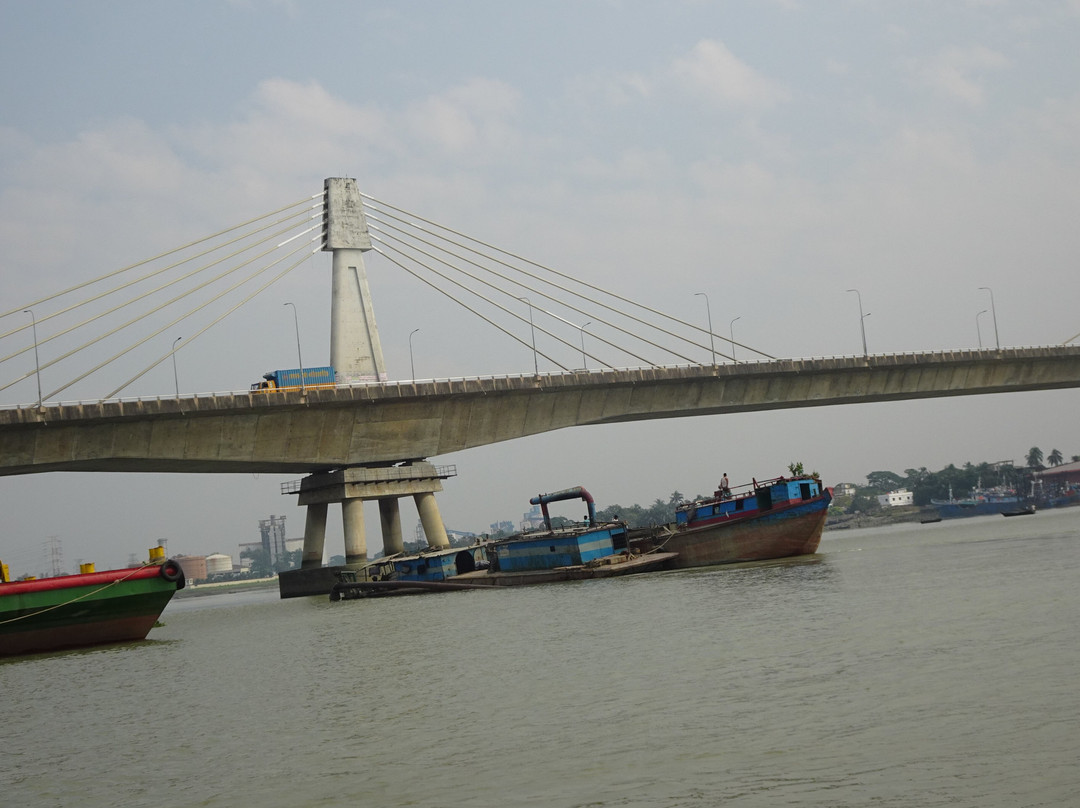 Shah Amanat Bridge景点图片