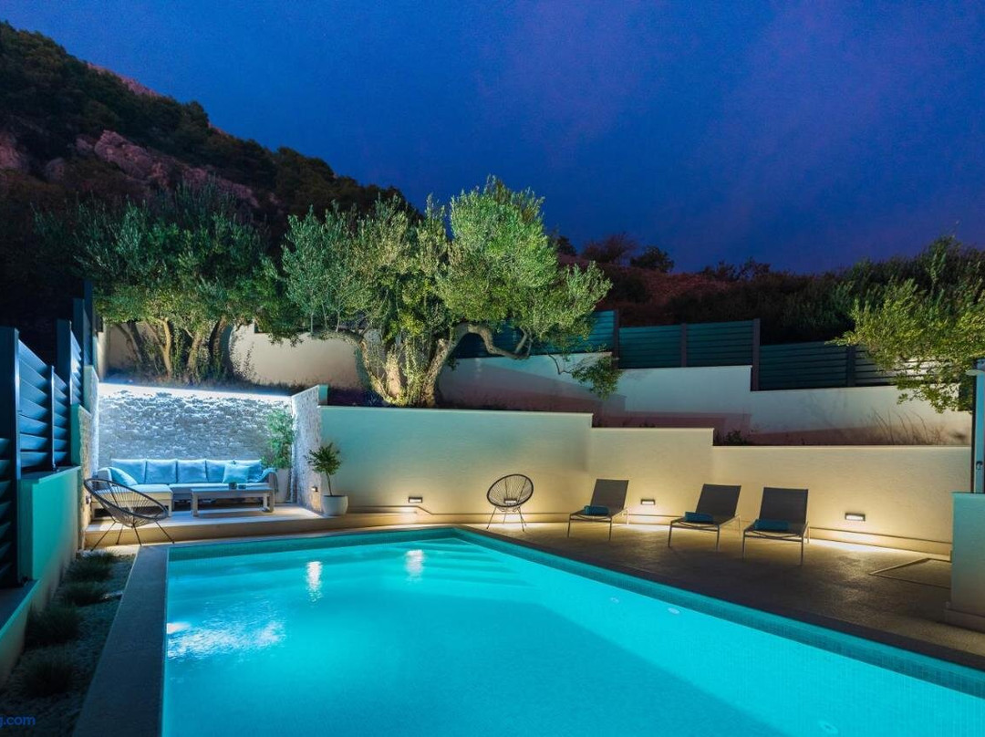 Villa Vruja