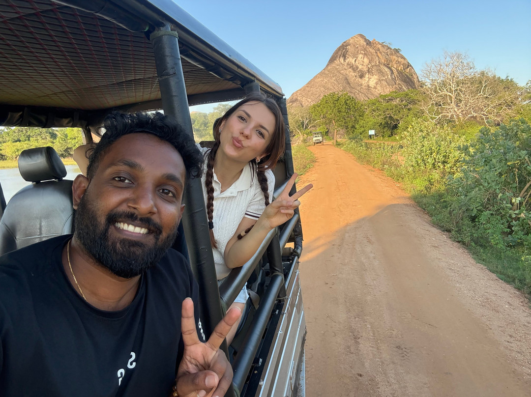 Ceylon leisure travels with sanju-Ja Ela必去景点