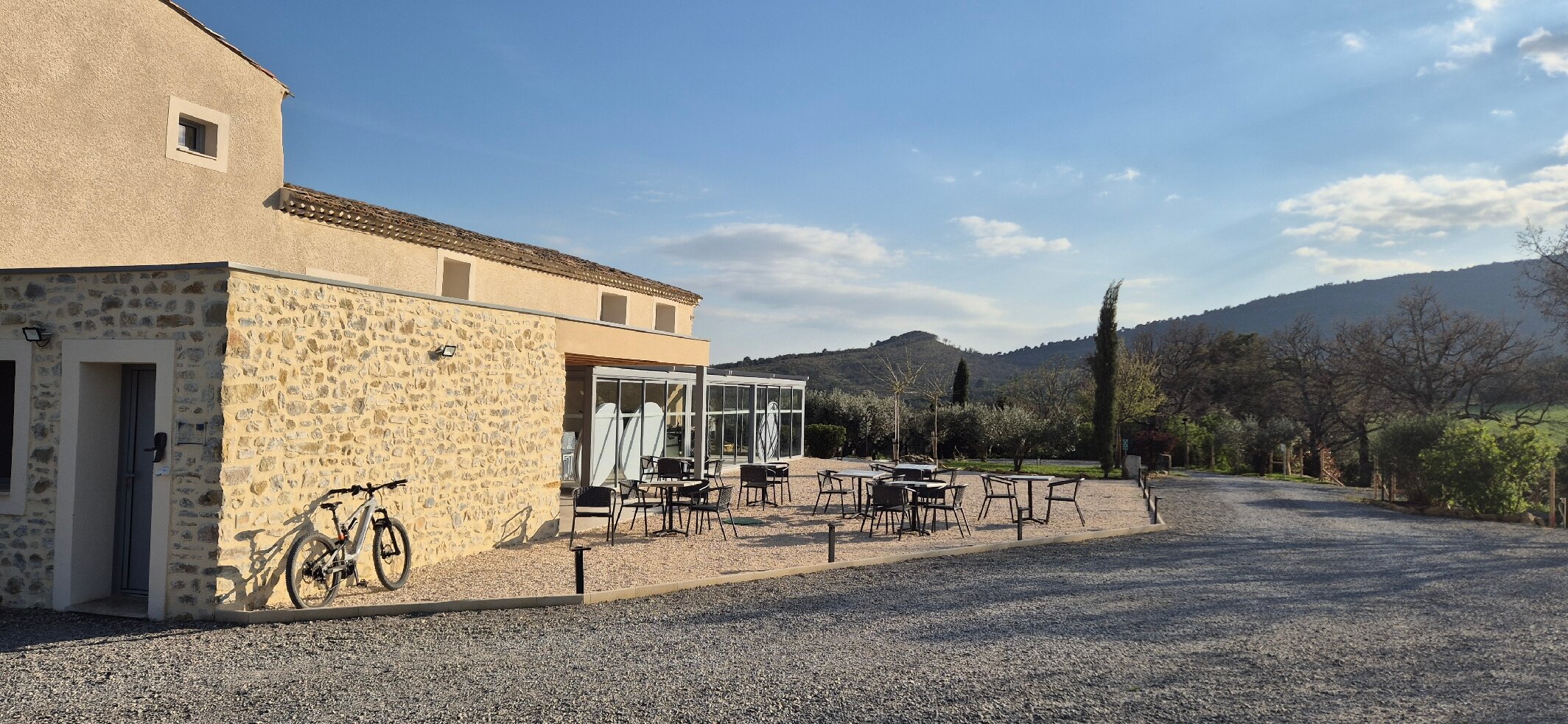 Les Grandes Mollières-官方