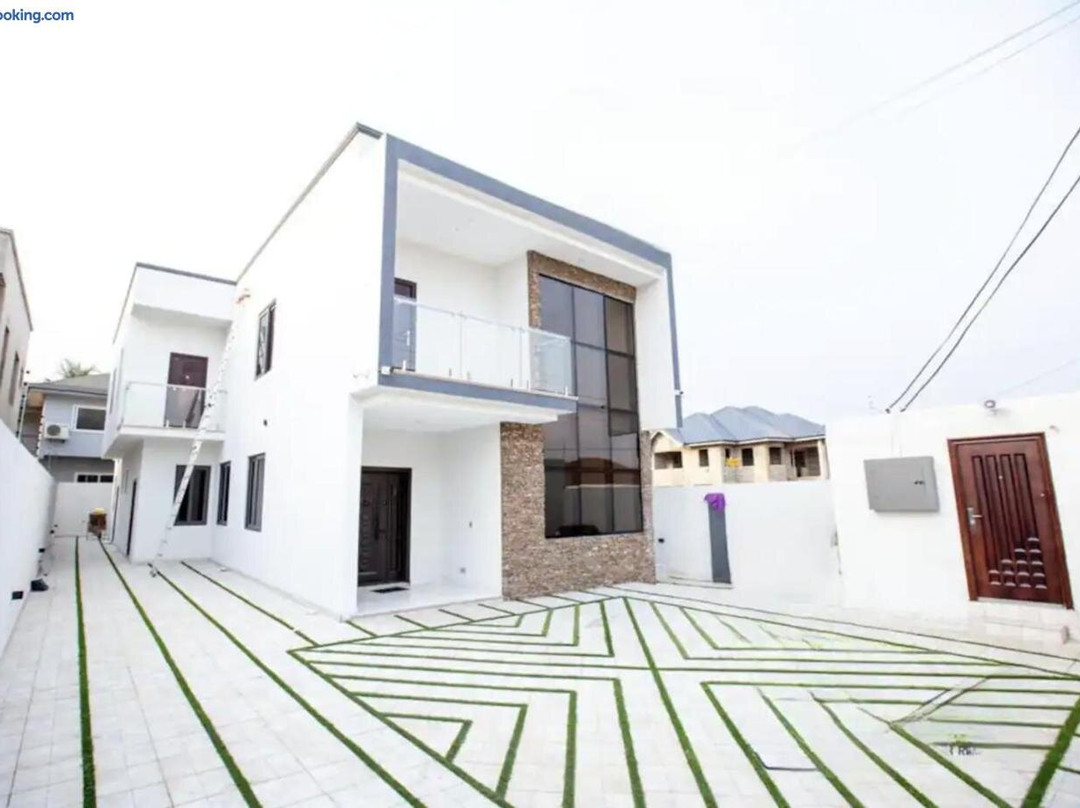 Cees Place