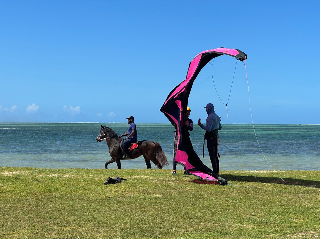 Airswitch Kitesurfing Mauritius-莫纳山必去景点