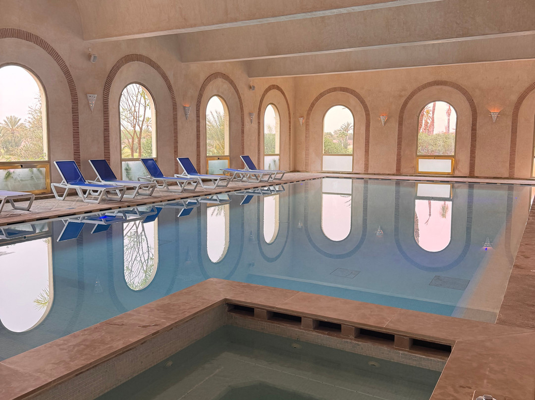 杜高尔夫酒店主图