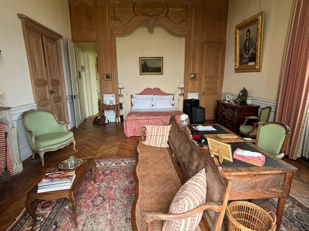 Abbaye de la Ferté-索恩河畔沙隆必去景点