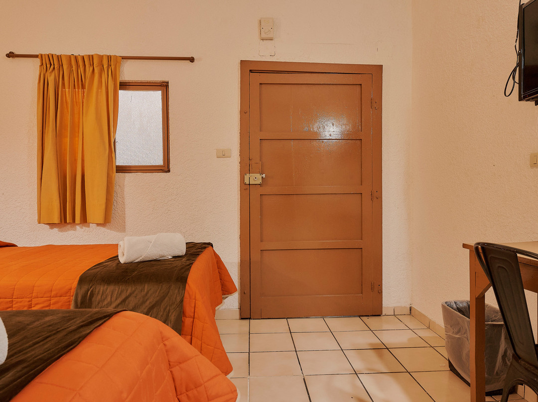 Hotel Cervantino tapachula主图