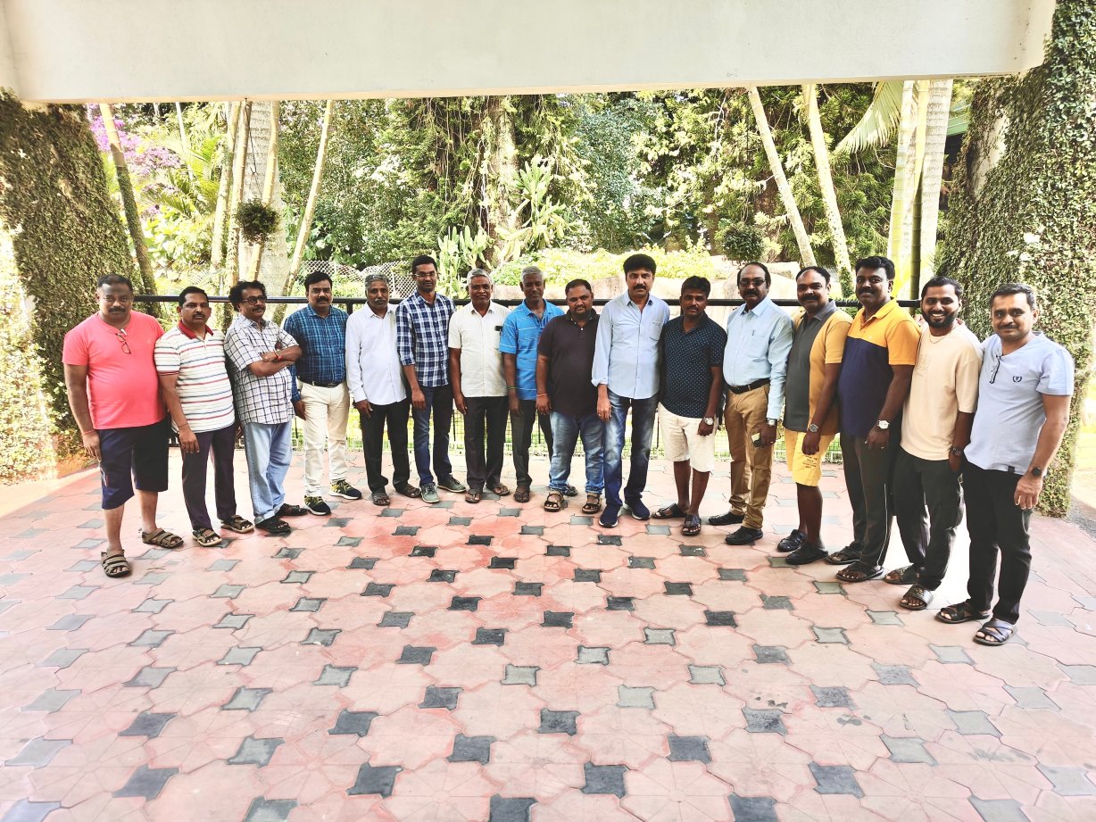 舍瓦洛伊斯酒店-官方