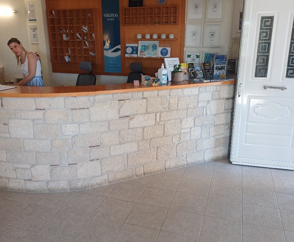 斯特拉托斯酒店主图