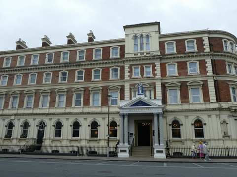 千岁皇后酒店主图