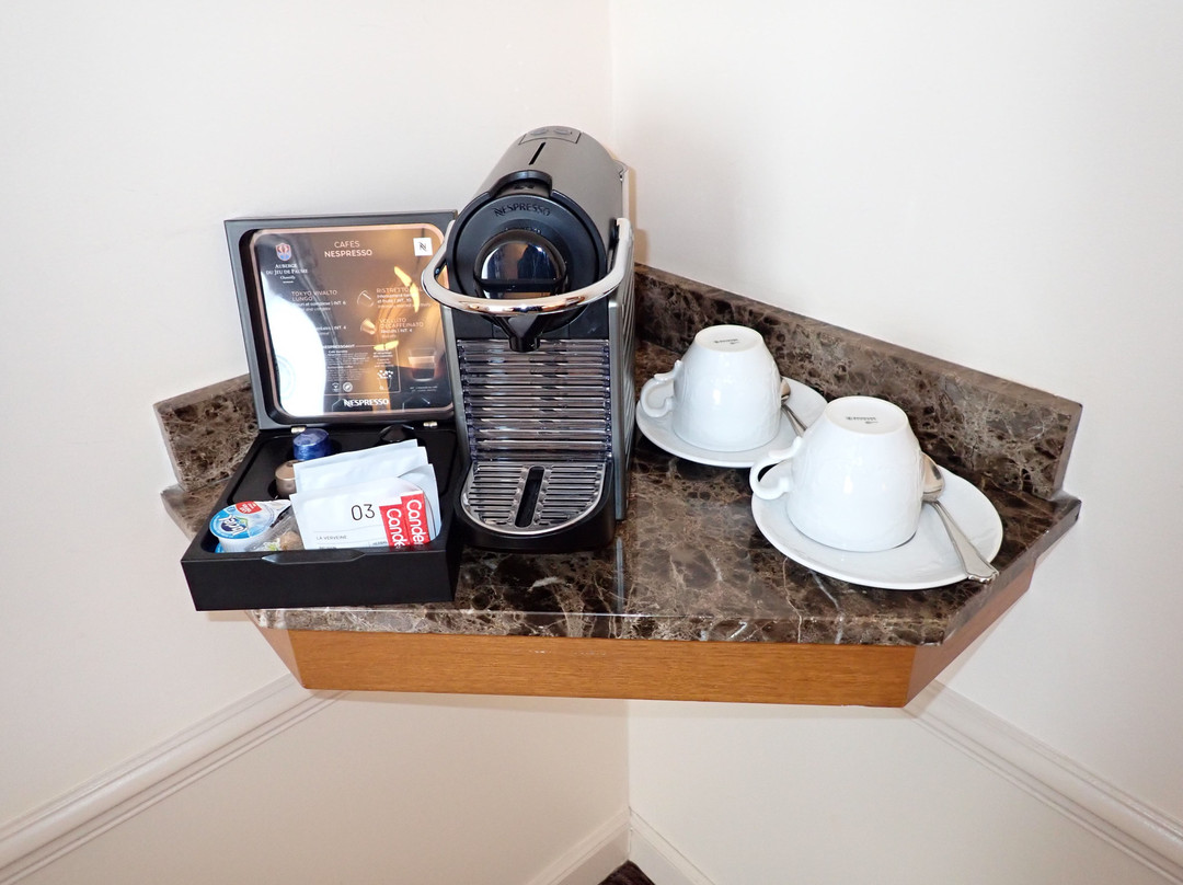 奥伯格杜迪鲍米酒店主图