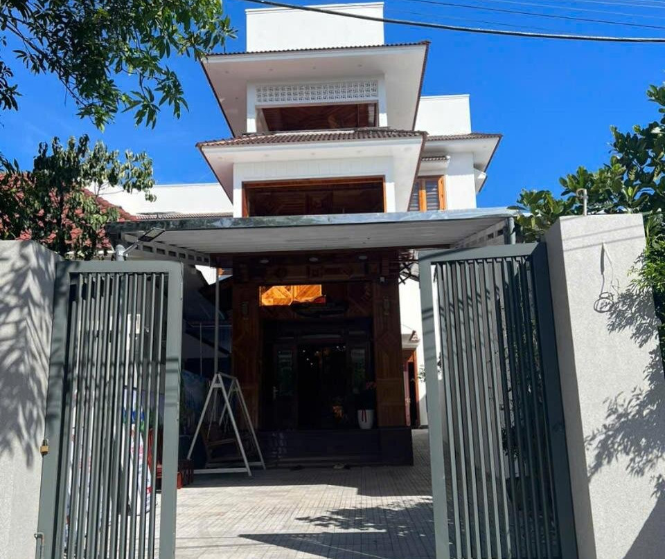 Huong Danh Homestay